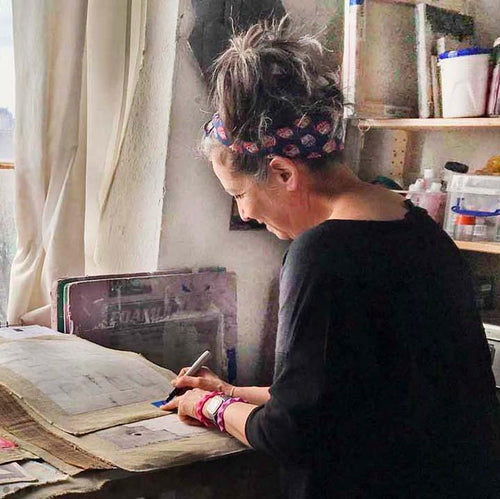 New York local abstract artist Shira Toren in her art studio and creative process