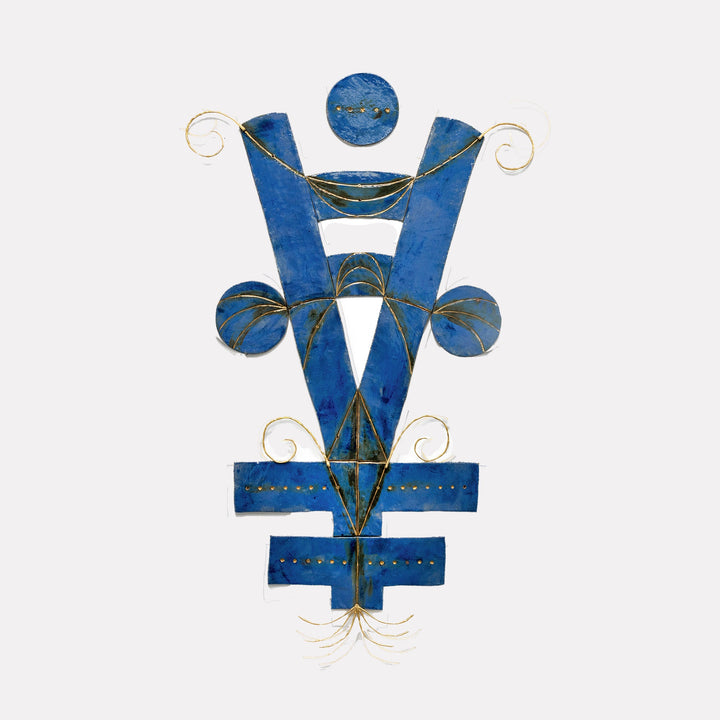 The artwork "Produit Blanc" by Adina Andrus features an abstract geometric composition in deep blue with gold accents, combining circular and triangular shapes with delicate lines and curves. The style echoes the modernist abstraction of Paul Klee and Joan Miró, highlighting textured surfaces and a balanced interplay of forms on a crisp white background.